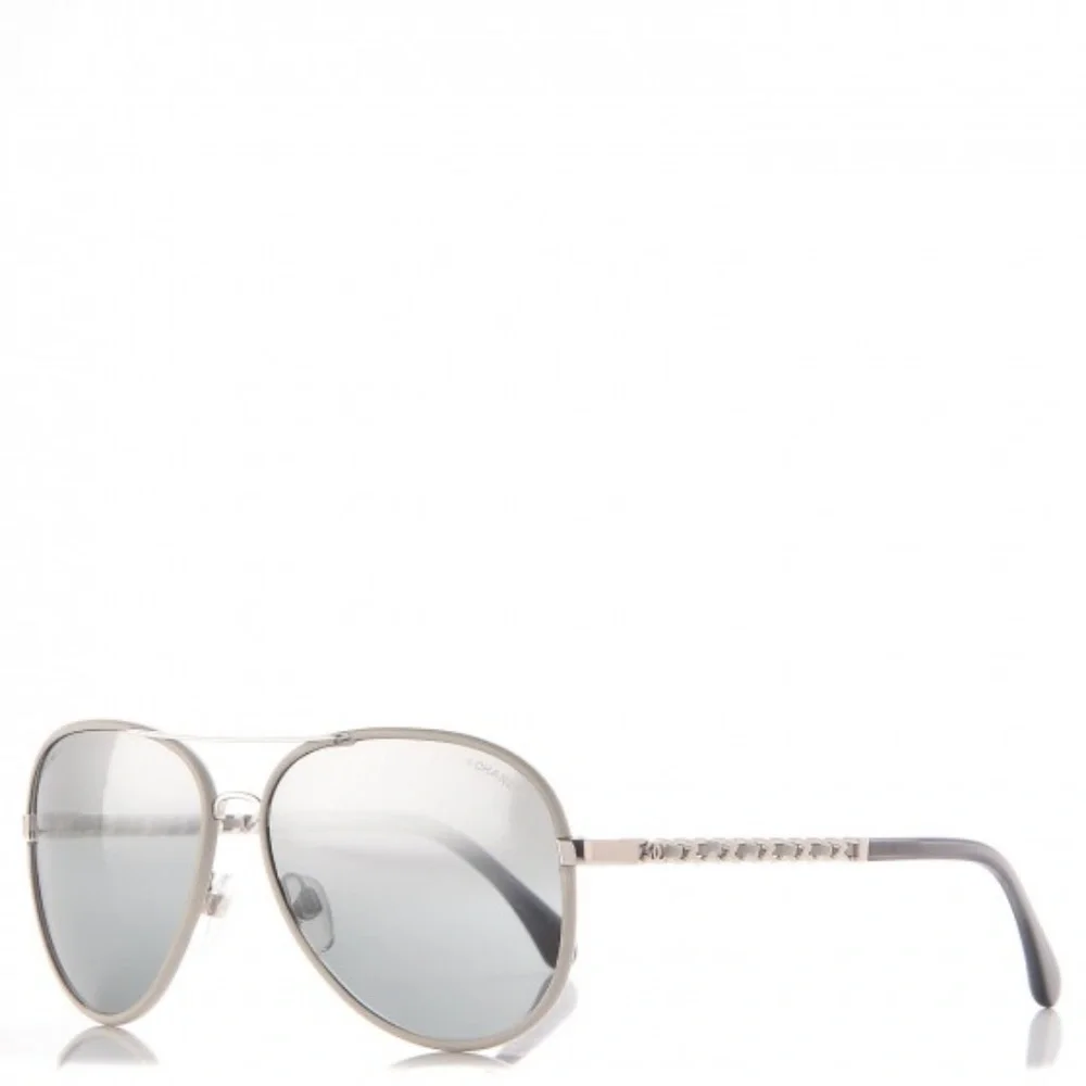 CHANEL Pilot Gray Calfskin Sunglasses 4219-Q
